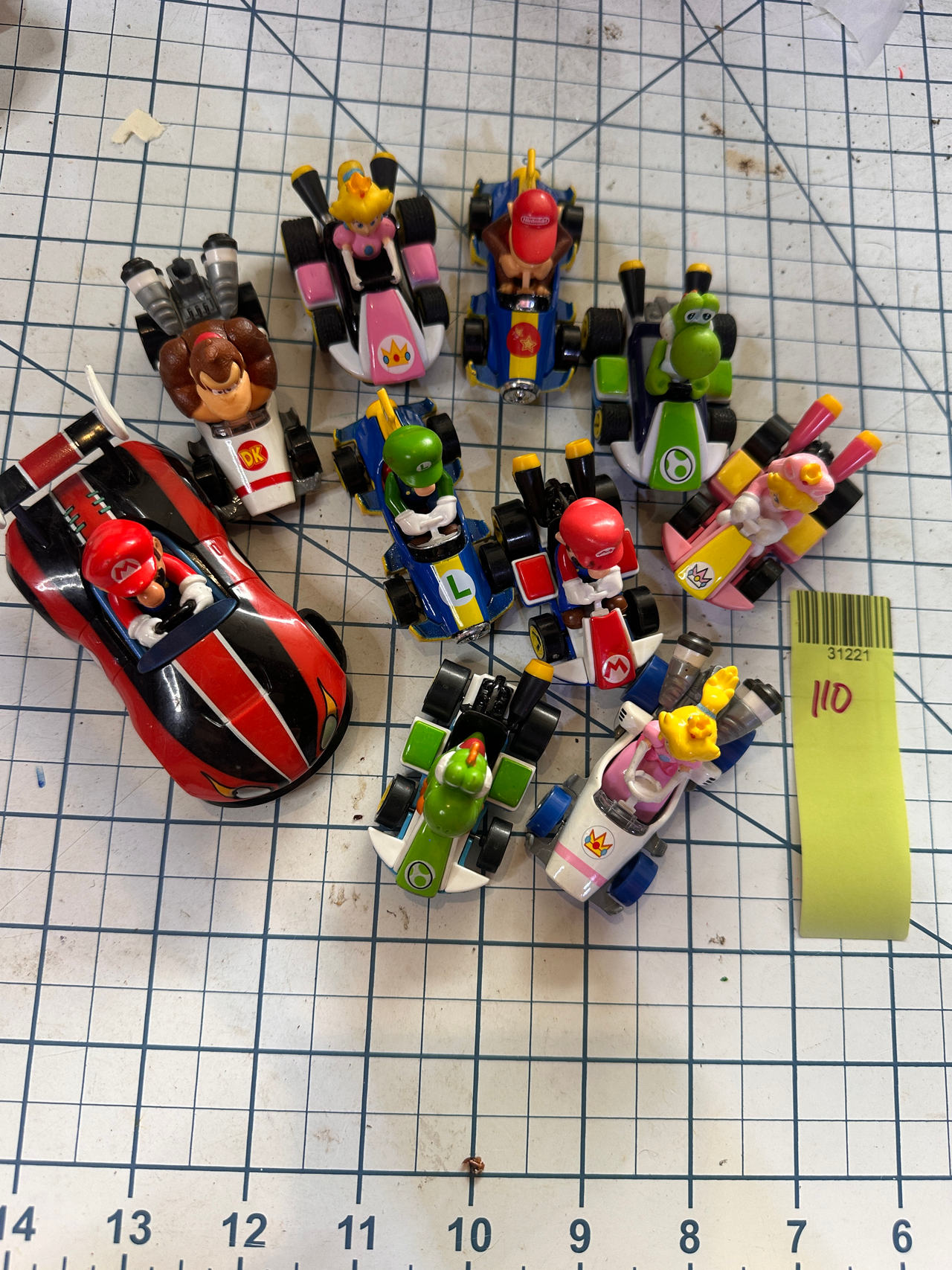 Nintendo Mario Kart Toy Vehicle Lot 10 pcs sorted 110