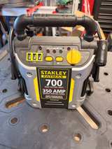 Stanley Fatmax 700 Peak Amp Jump Starter (J7CS) with Compressor - Image 1