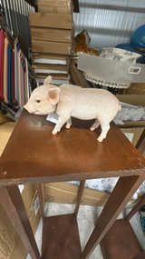 Pig Figurine - Image 1