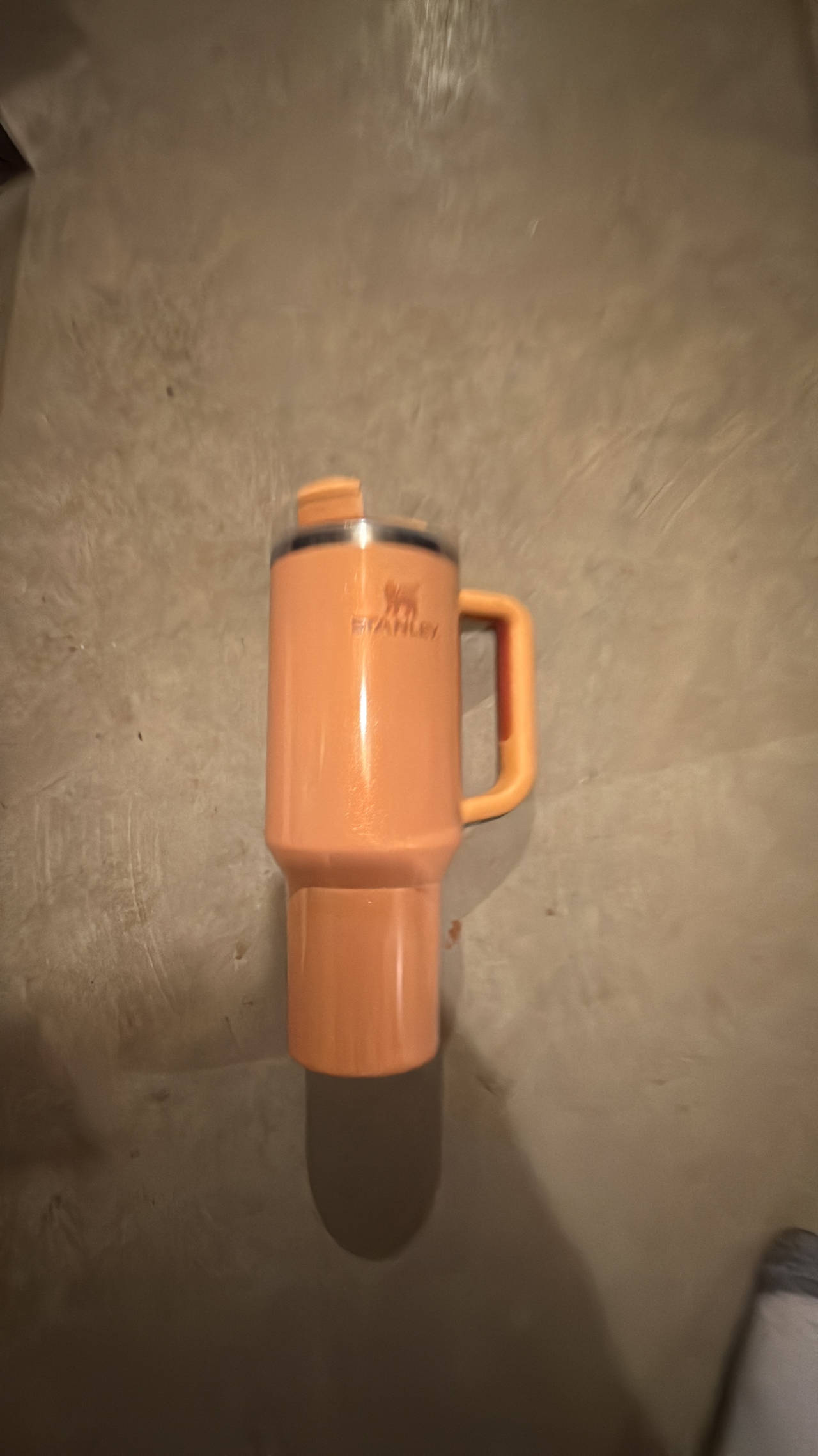 Stanley Quencher H2.0 FlowState Tumbler 40oz Peach/Nectar