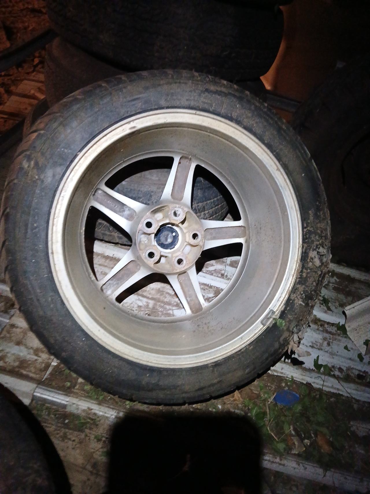 1995 Ford Mustang SVT Cobra R Wheel