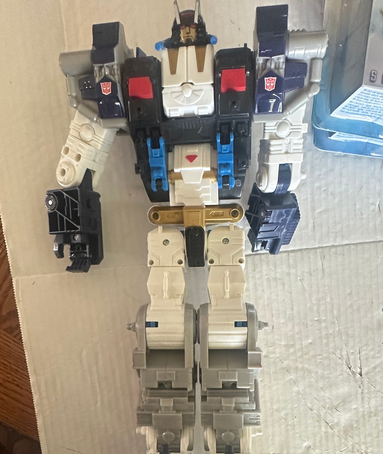 Transformers Generations Titans Return Overlord Leader Class Figure