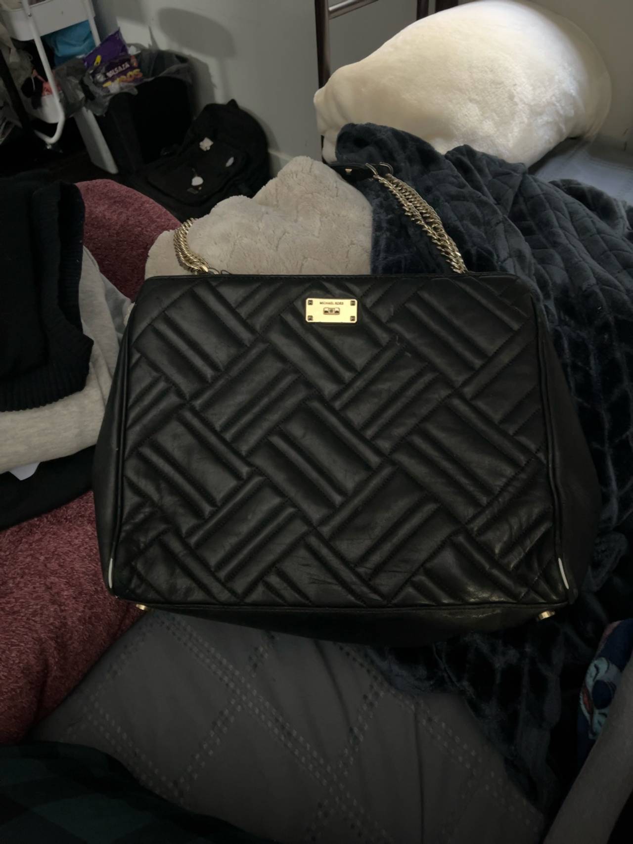 Michael Kors Peyton Large Leather Tote Black Gold