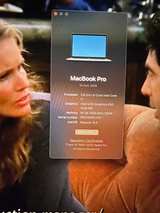 Apple MacBook Pro - Image 2