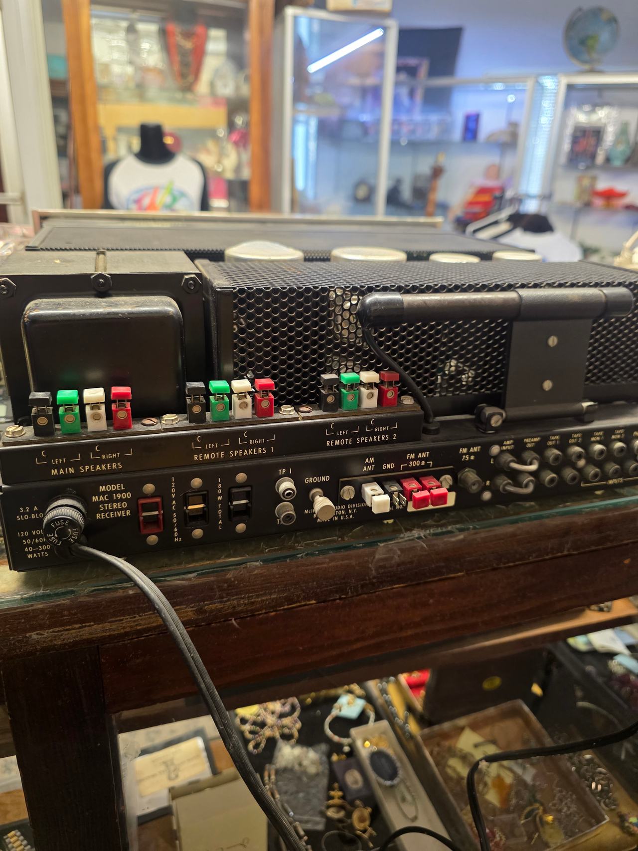 McIntosh MAC 1900 Solid State Receiver