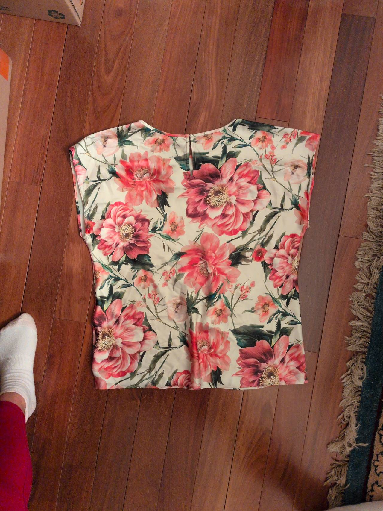Express Floral Sleeveless Blouse