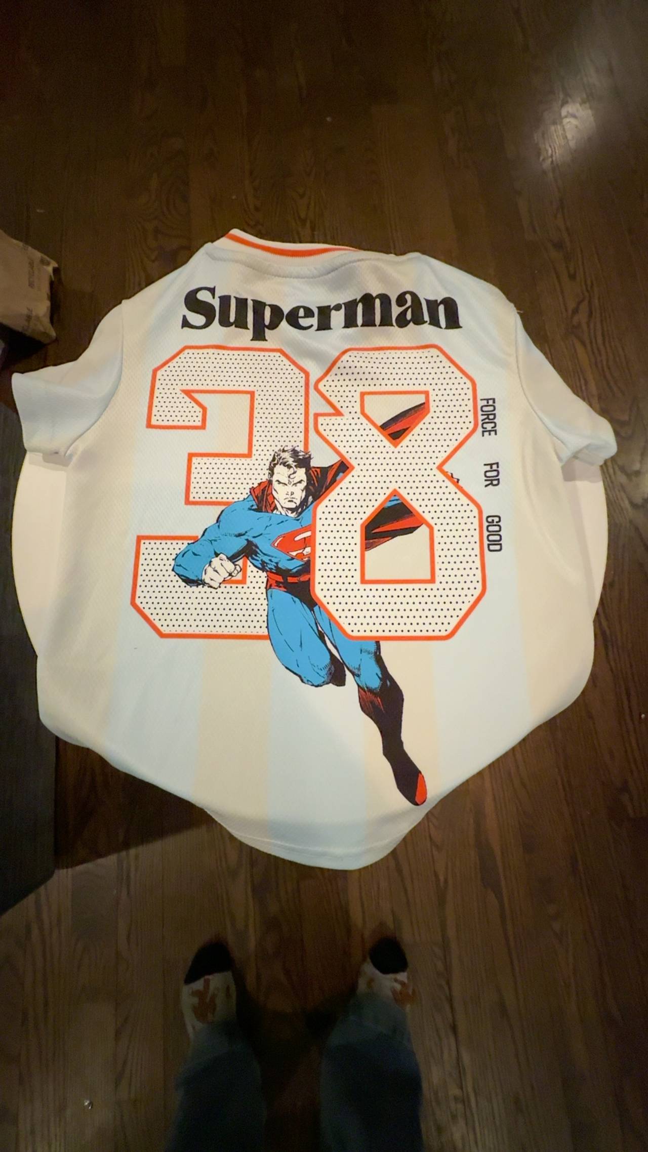 New with tags DC Comics Superman XS boys Jersey