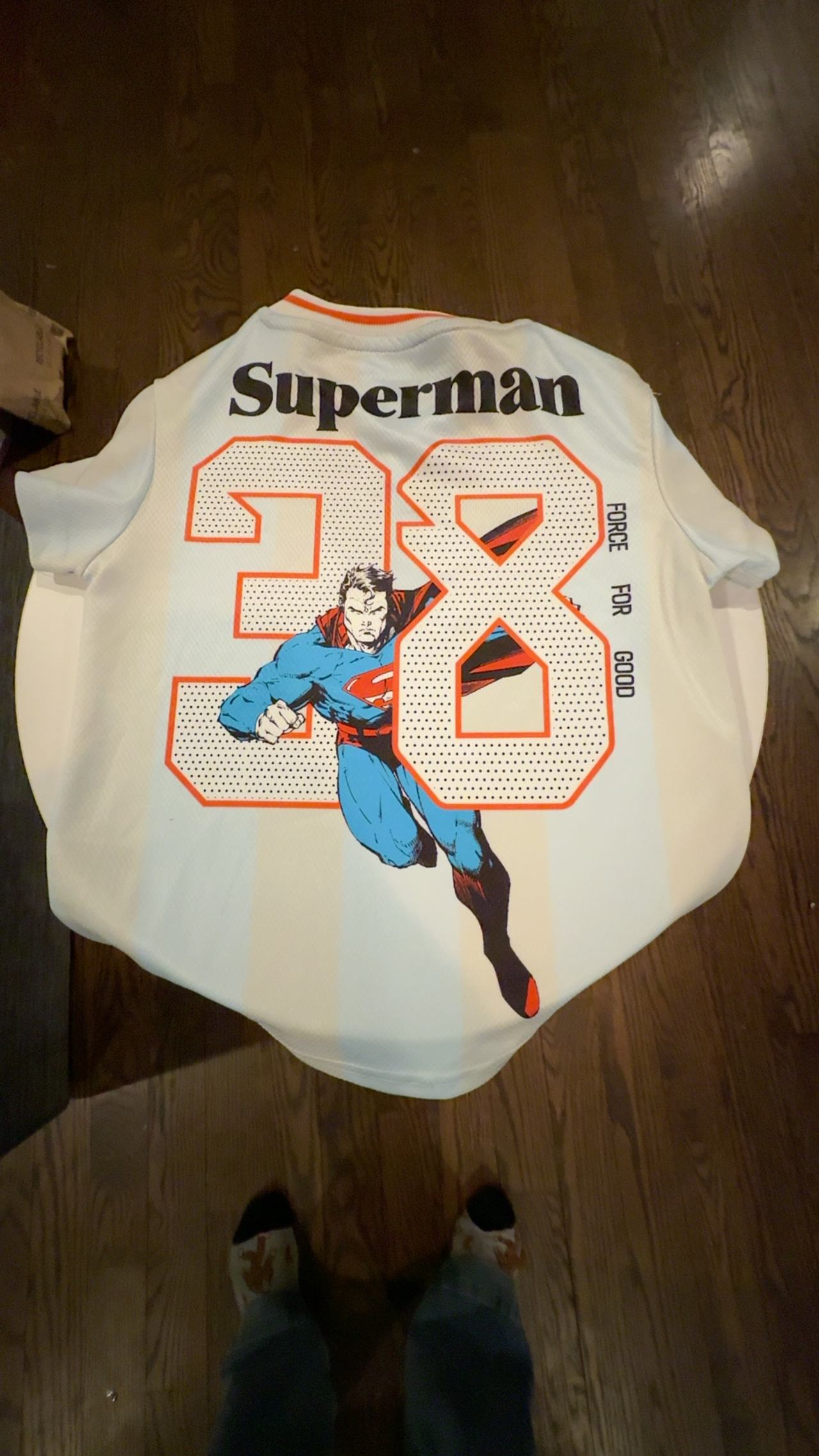New with tags DC Comics Superman XS boys Jersey