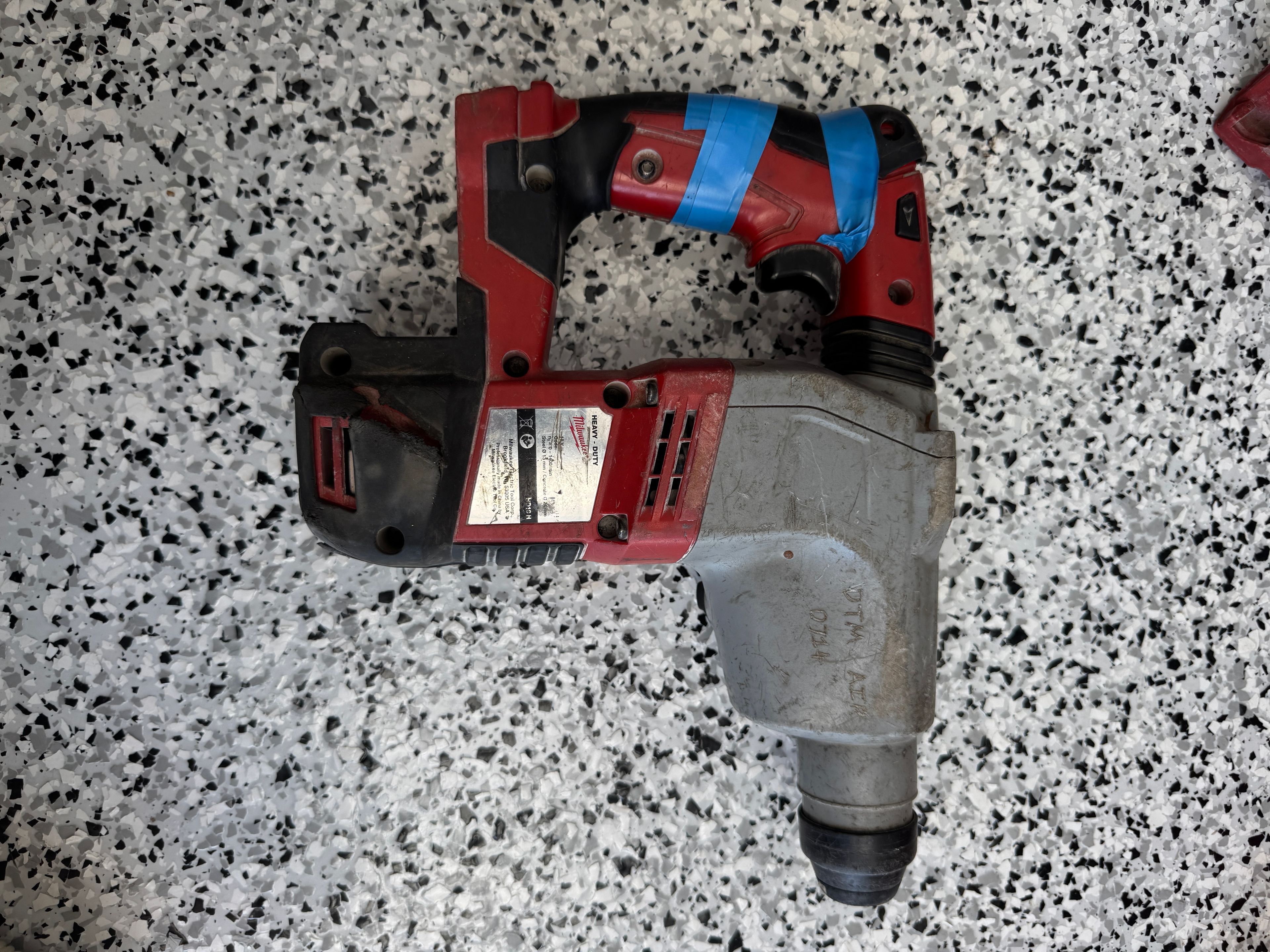 Milwaukee Rotary Hammer Drill HD18H - Image 3