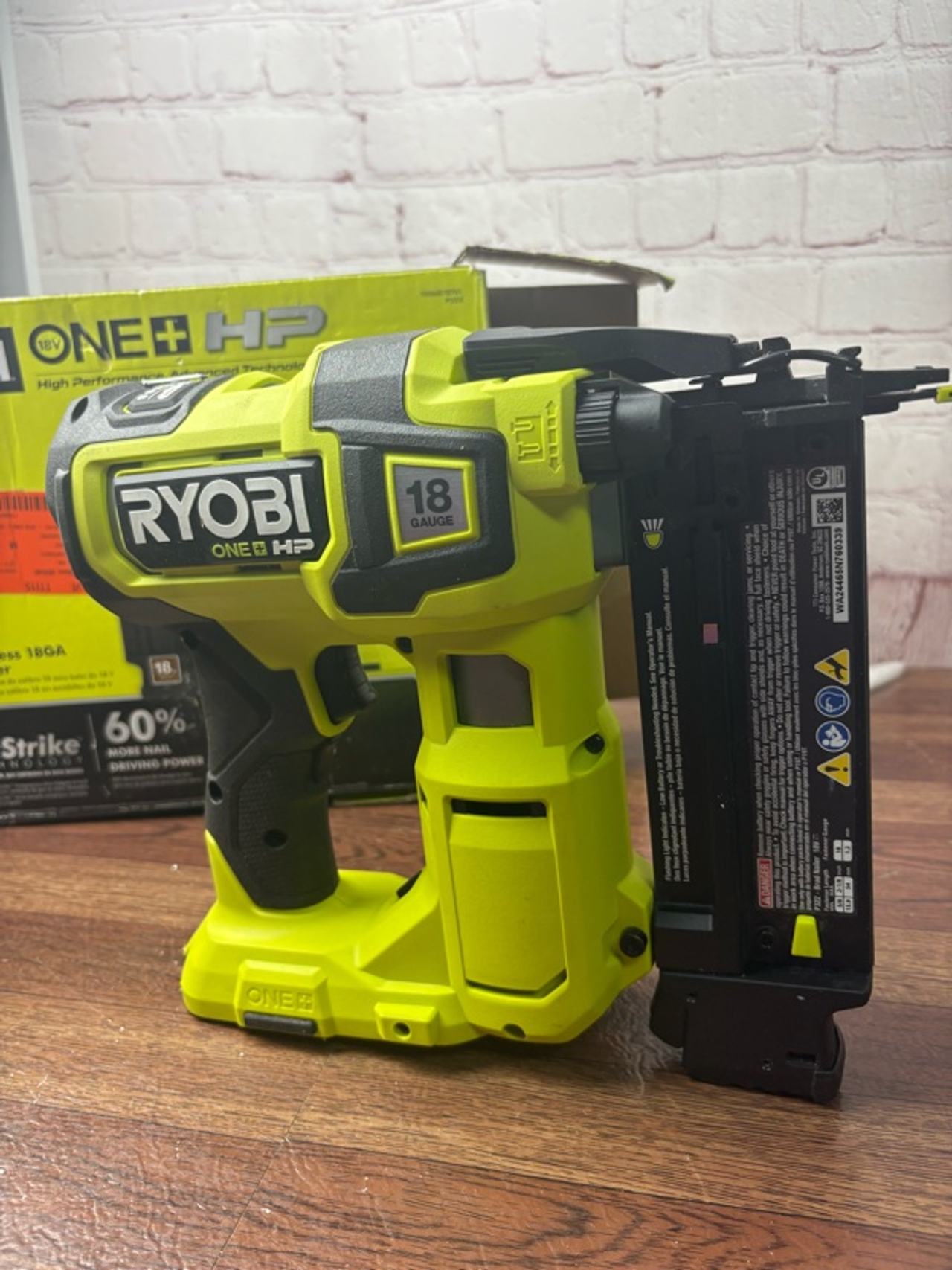 Ryobi ONE+ HP 18V AirStrike 18 Gauge Brad Nailer Brushless Model P322 -TOOL ONLY