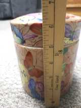 Vintage Chinese Butterfly Porcelain Tea Caddy Jar - Image 3