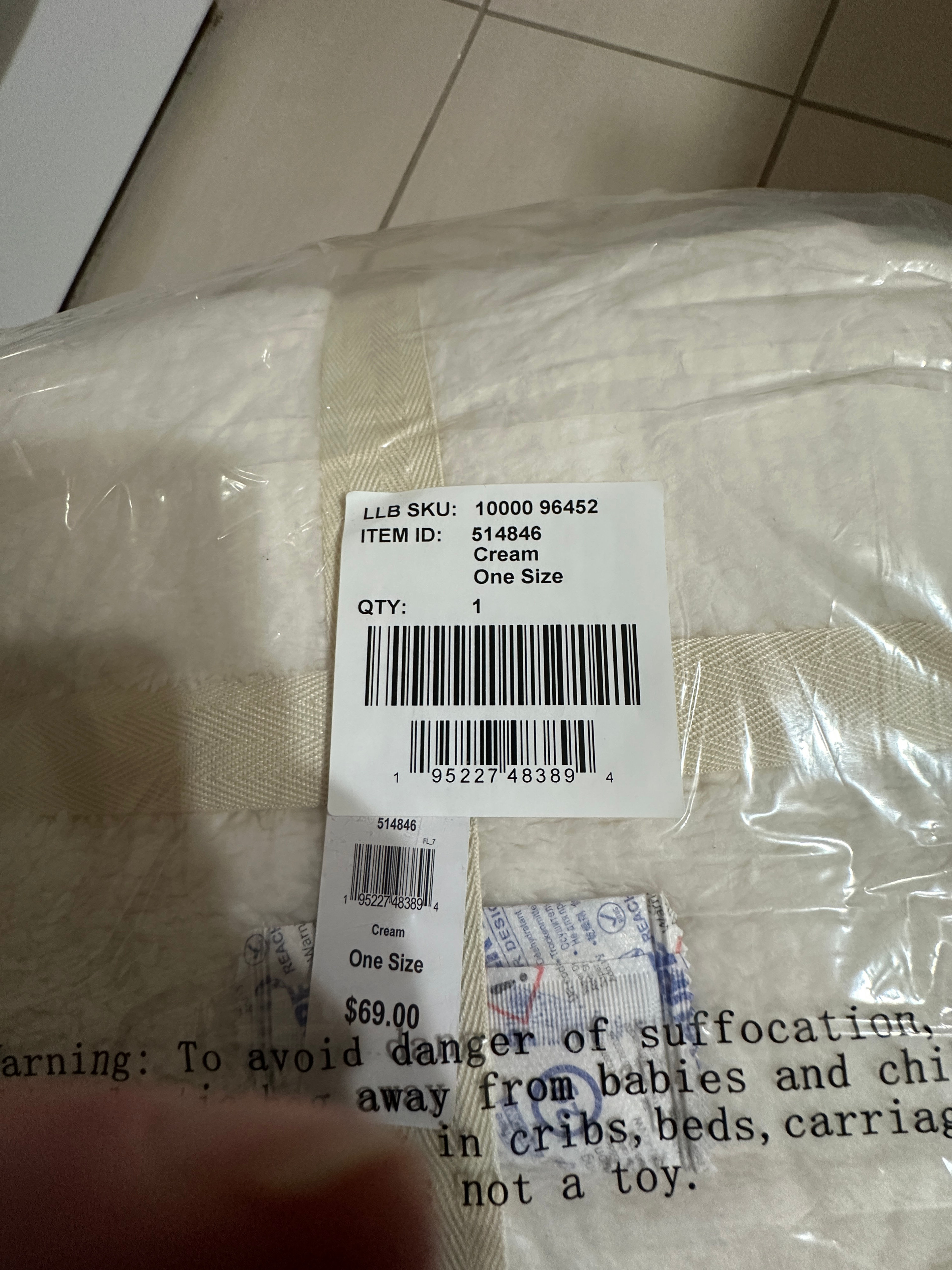 L.L.Bean Cream cozy Sherpa wearable throw