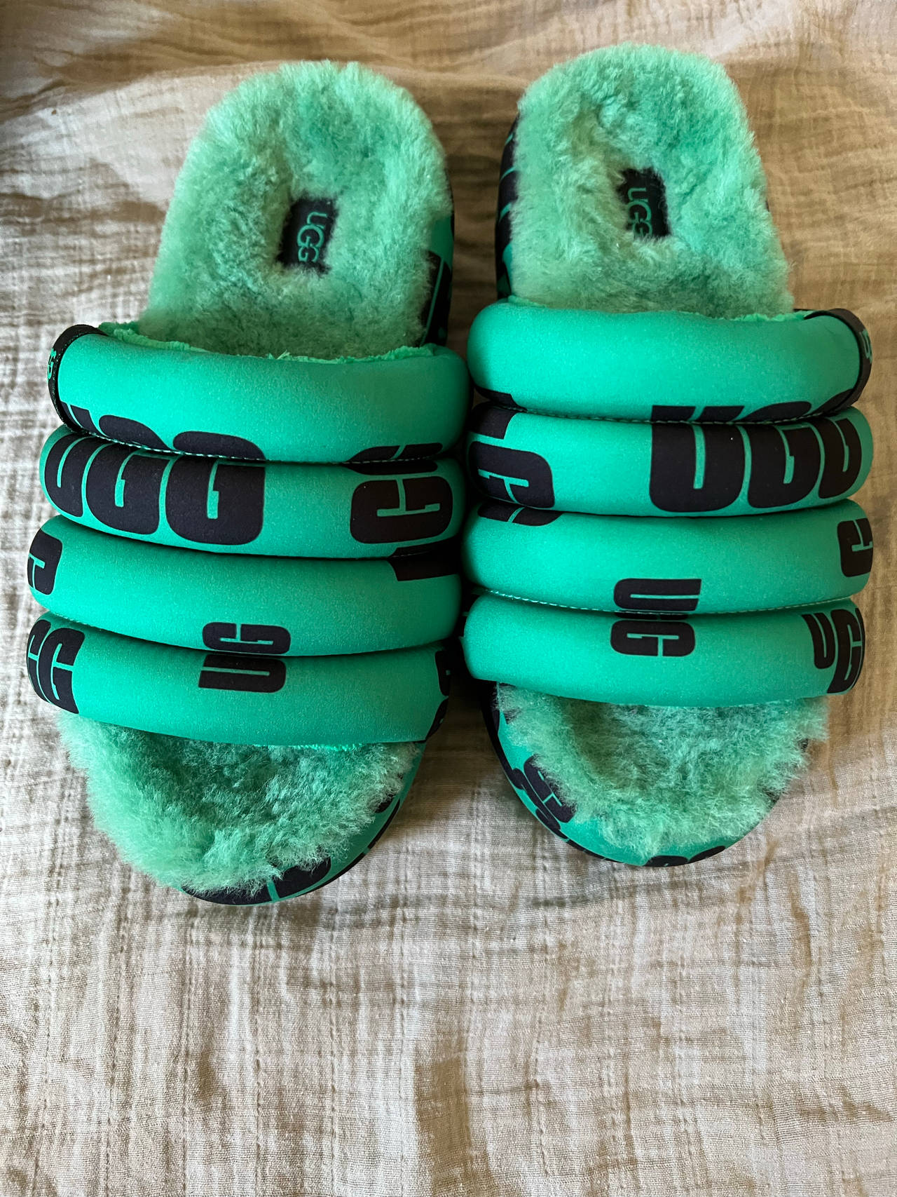 UGG Oh Fluffita Slide