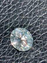 Round Brilliant Cut ice blue Diamond 2ct - Image 1