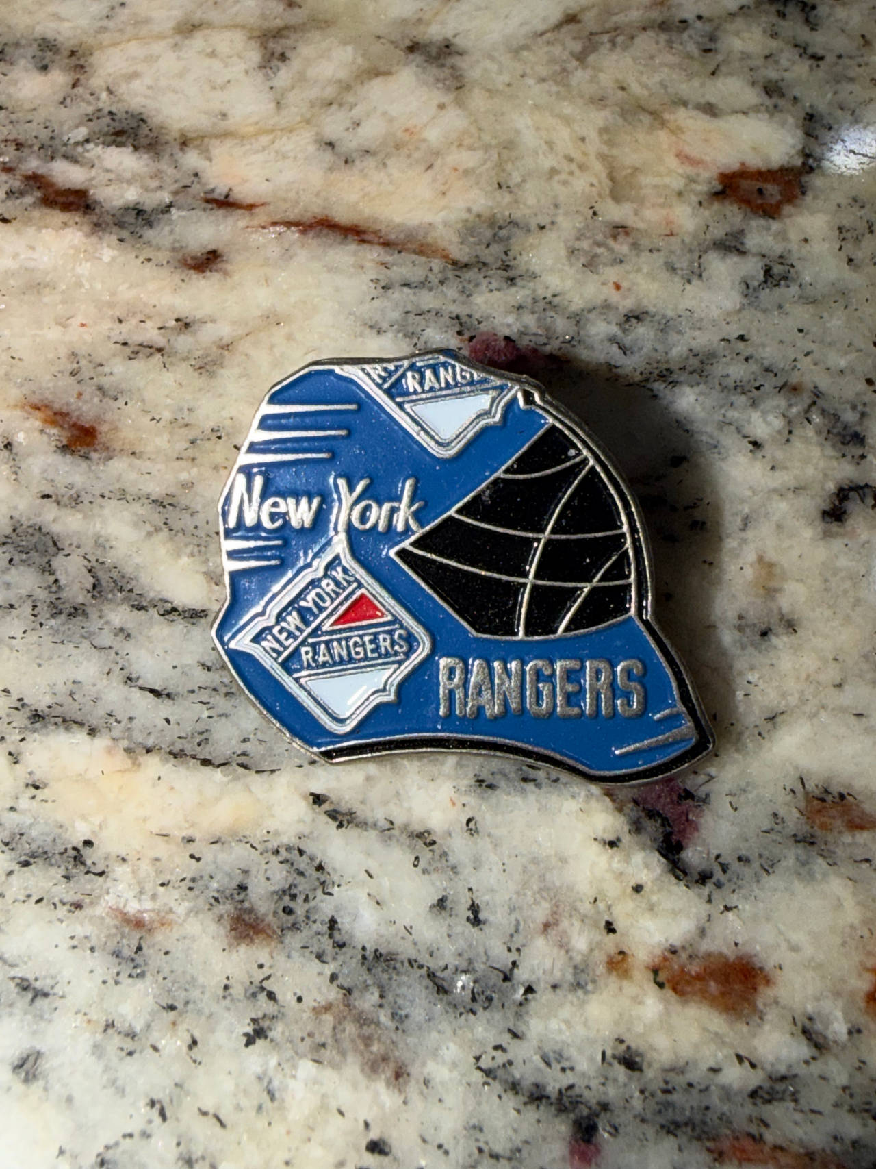 New York Rangers Goalie Mask Enamel Pin