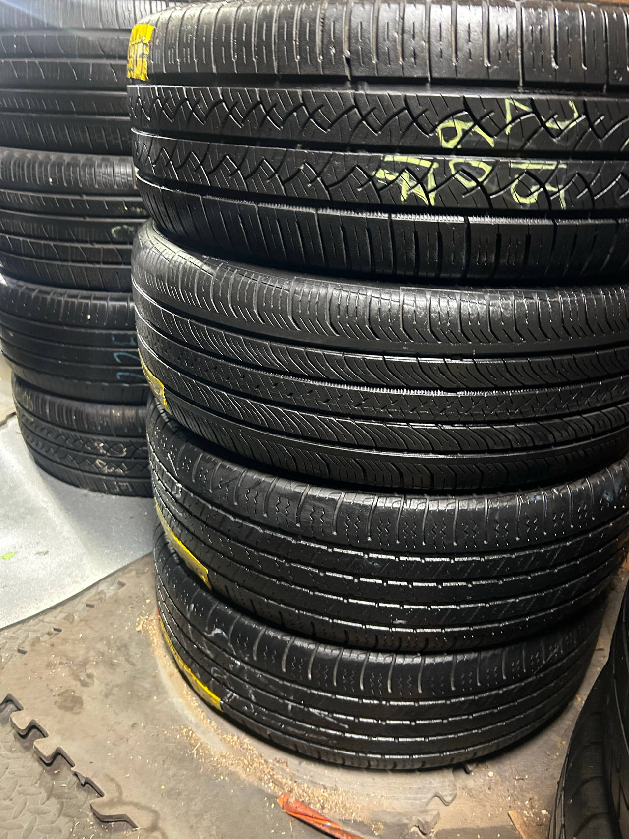 full set 215/60/R17 Continental and Goodyear used tires. Good tread! Great deals