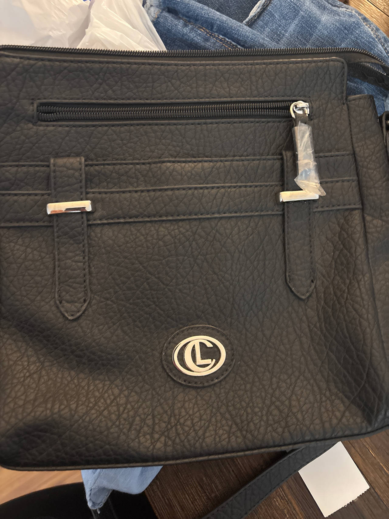 Liz Claiborne Black Pebbled Crossbody Bag