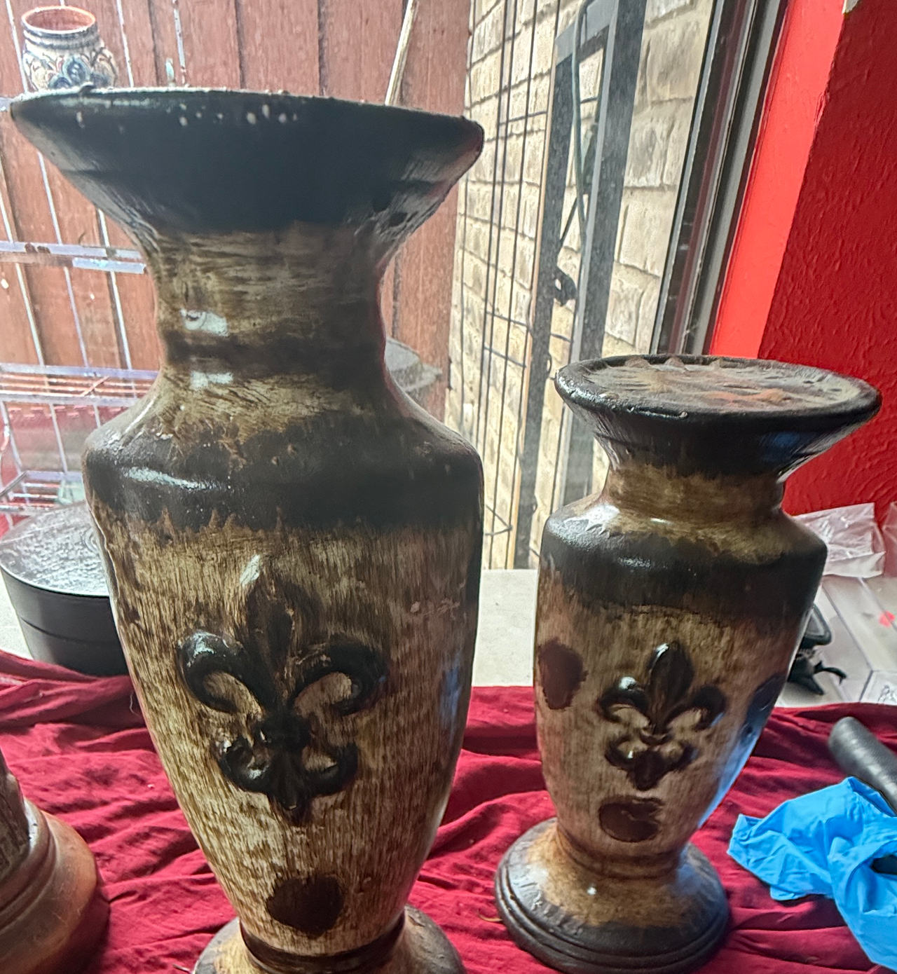 Fleur De Lis Ceramic Vase Set