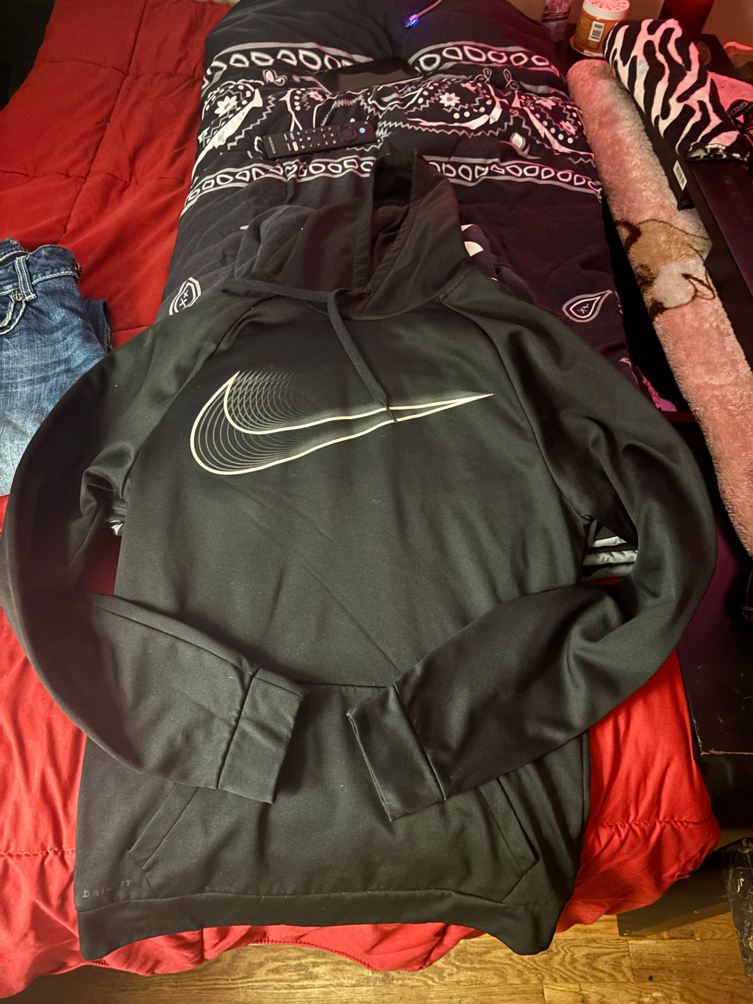 Nike Dri-FIT Graphic Hoodie