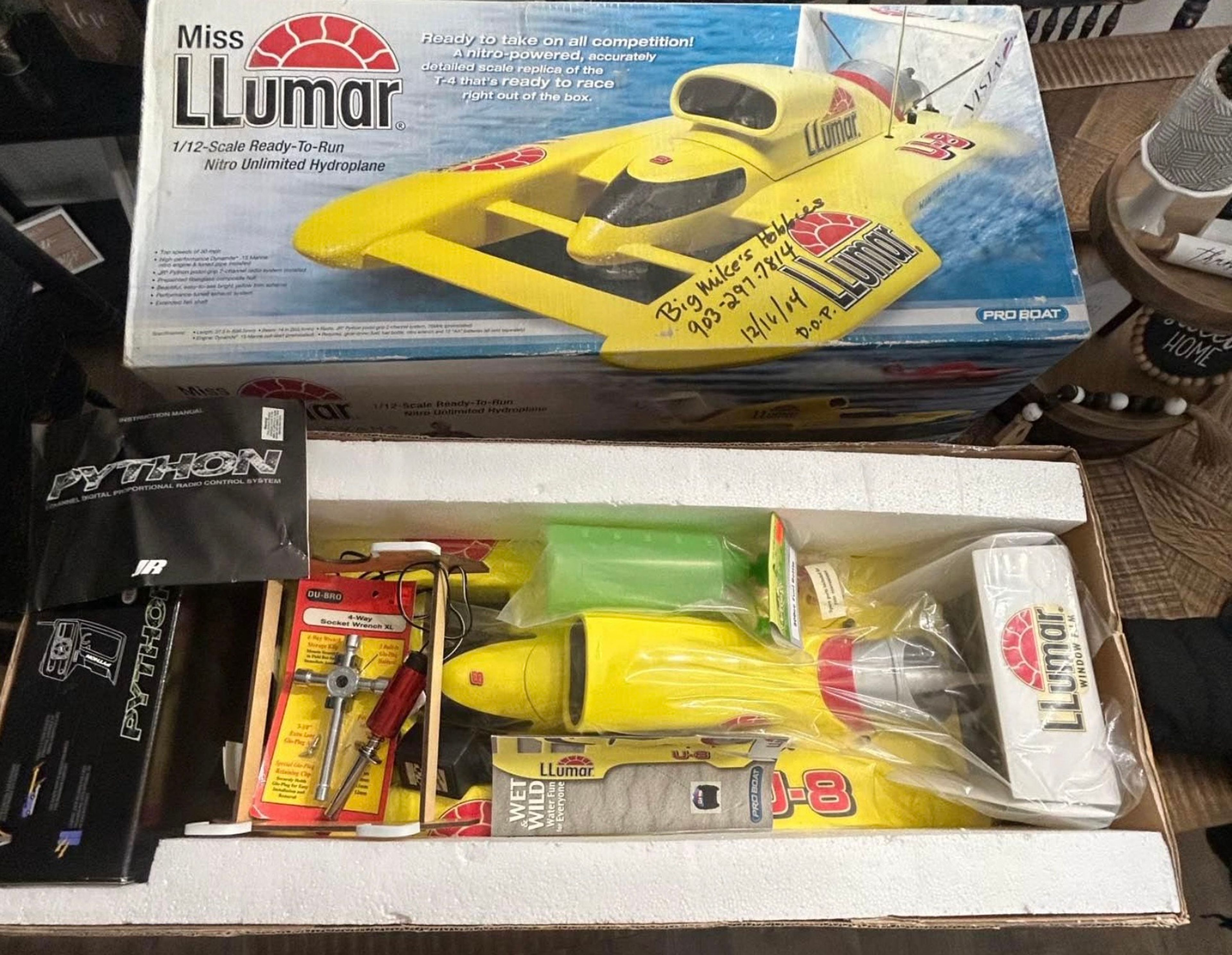 Llumar U-8 1/8 Scale Nitro Hydroplane RC Boat New In Box - Image 3