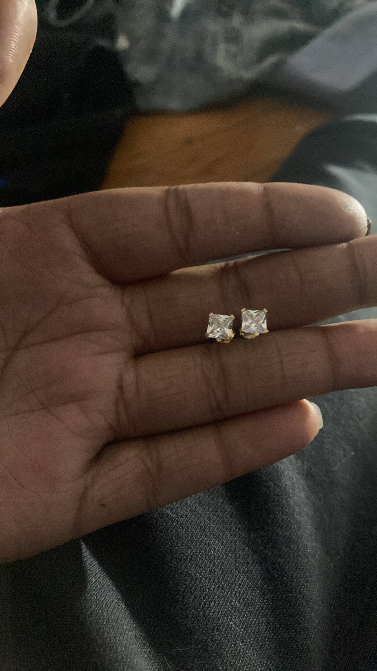10k  Stud Earrings