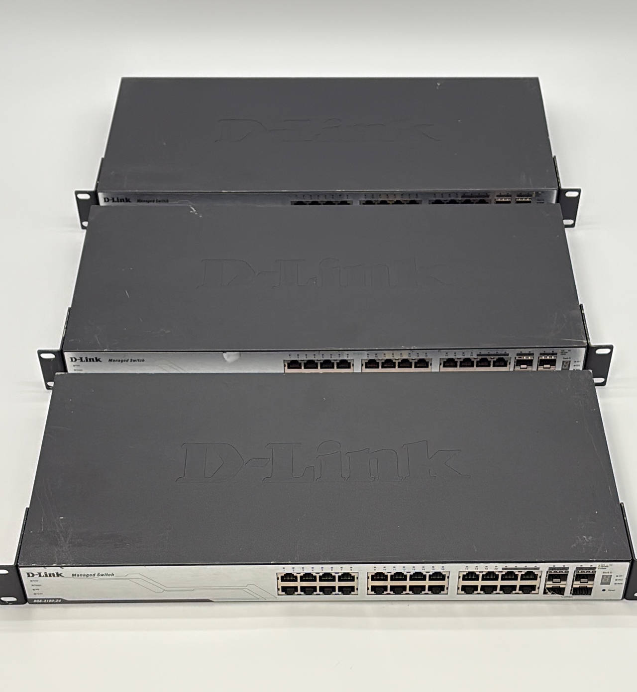 D-Link DGS-3100-24 24-Port Managed Gigabit Switch