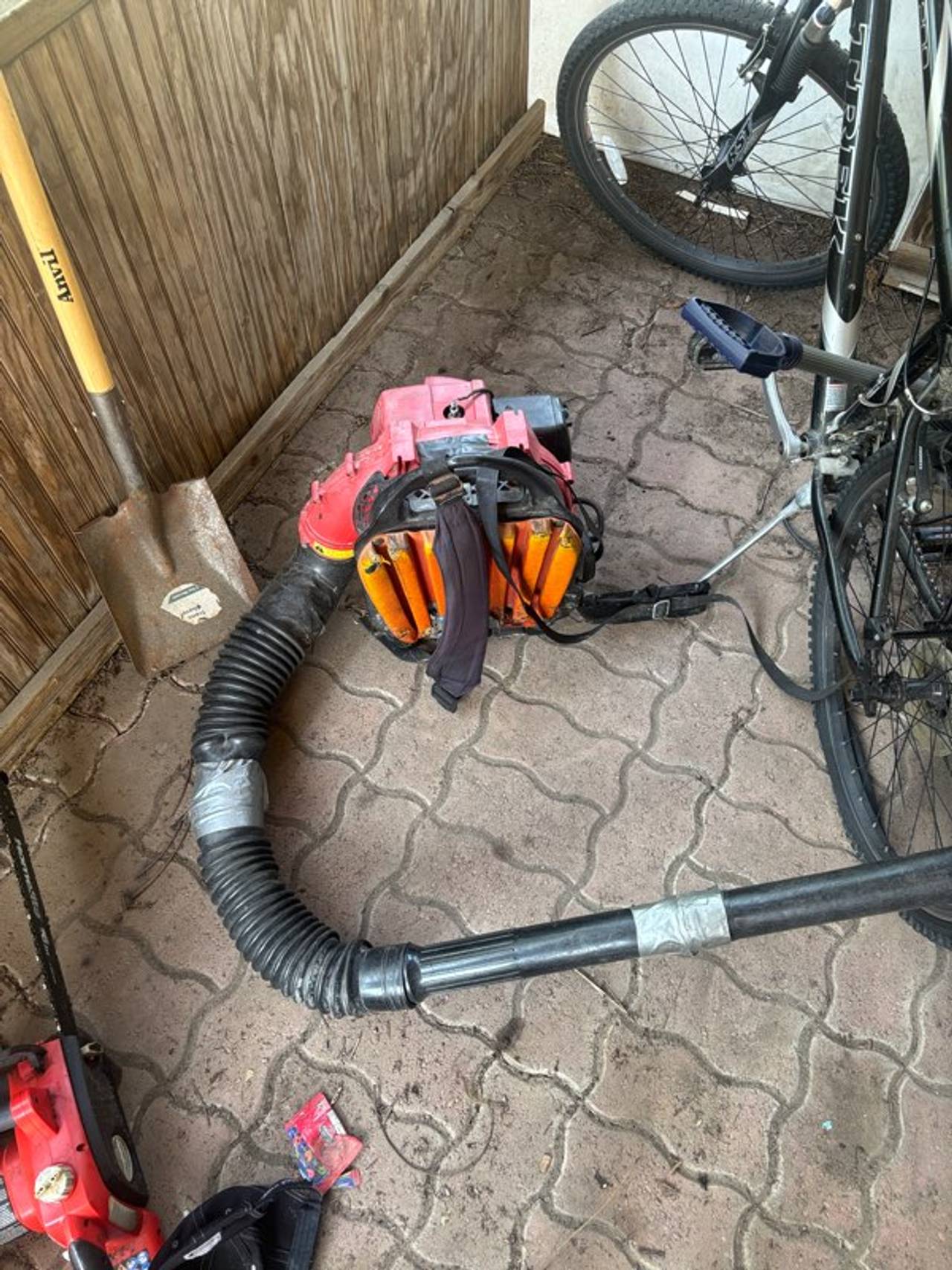 Backpack Leaf Blower