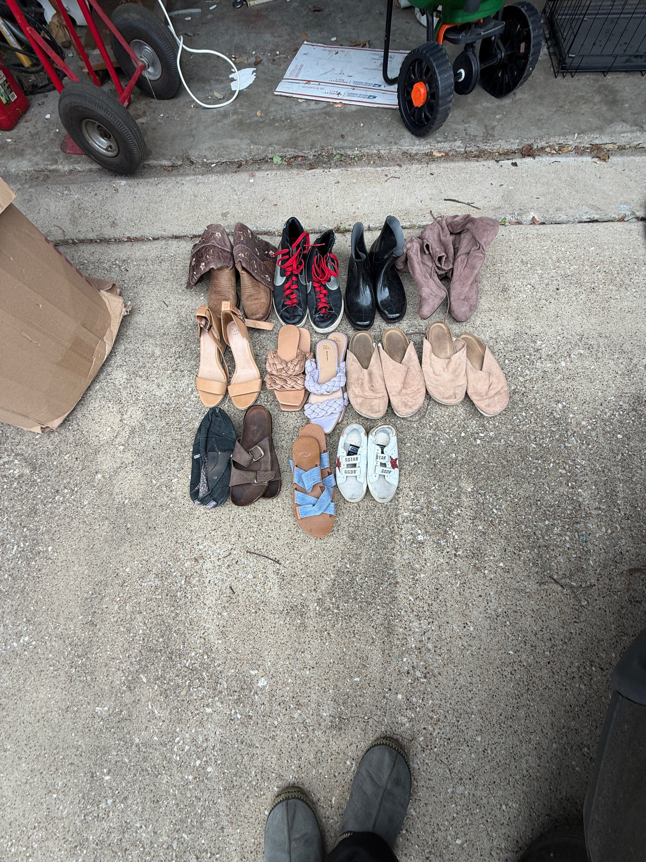 Assorted Women's and Kids Shoe Lot Size 10-11