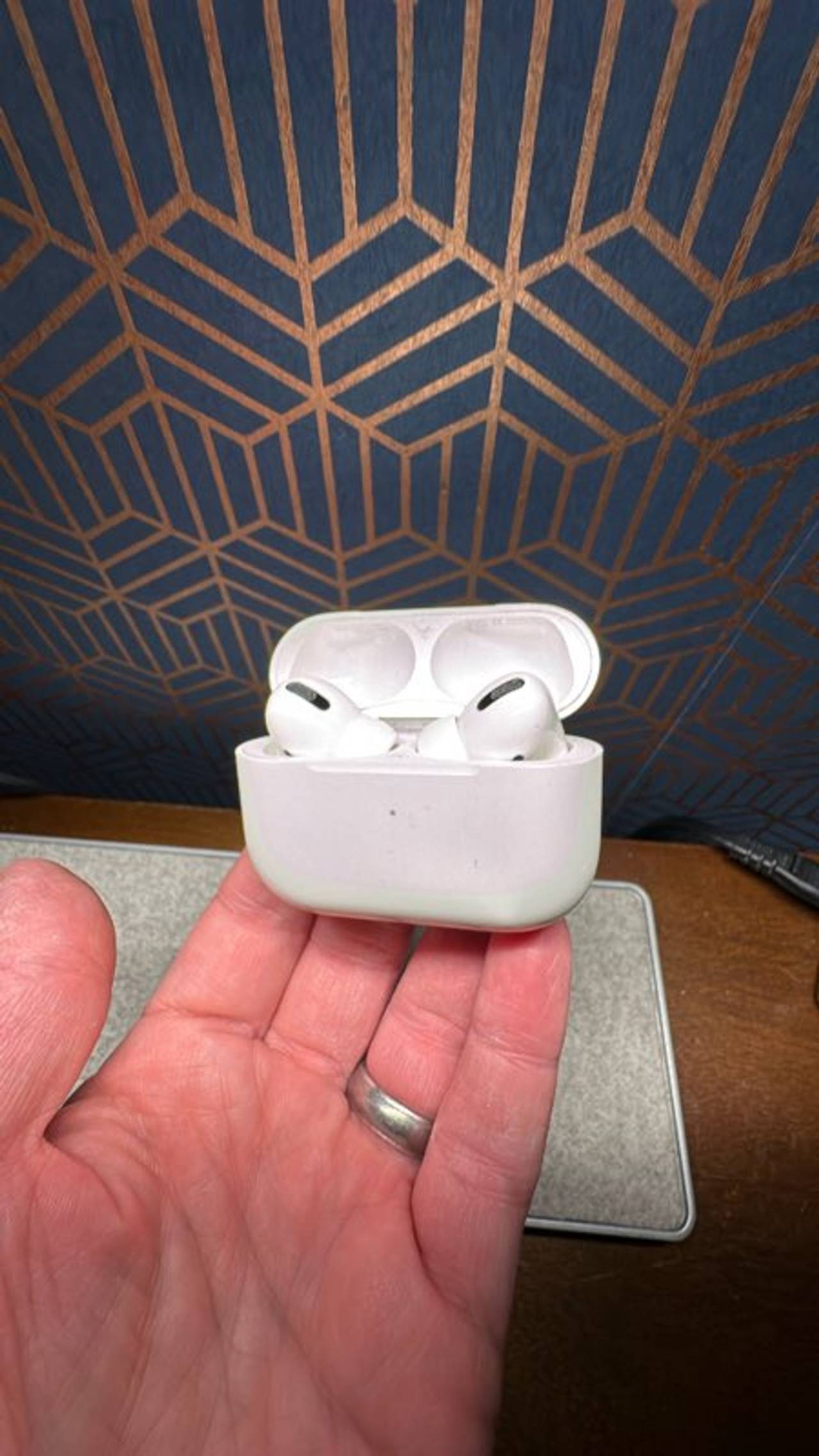 Apple AirPods Pro