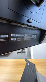 Dell UltraSharp U2715H 27-Inch Screen LED-Lit Monitor - Image 3