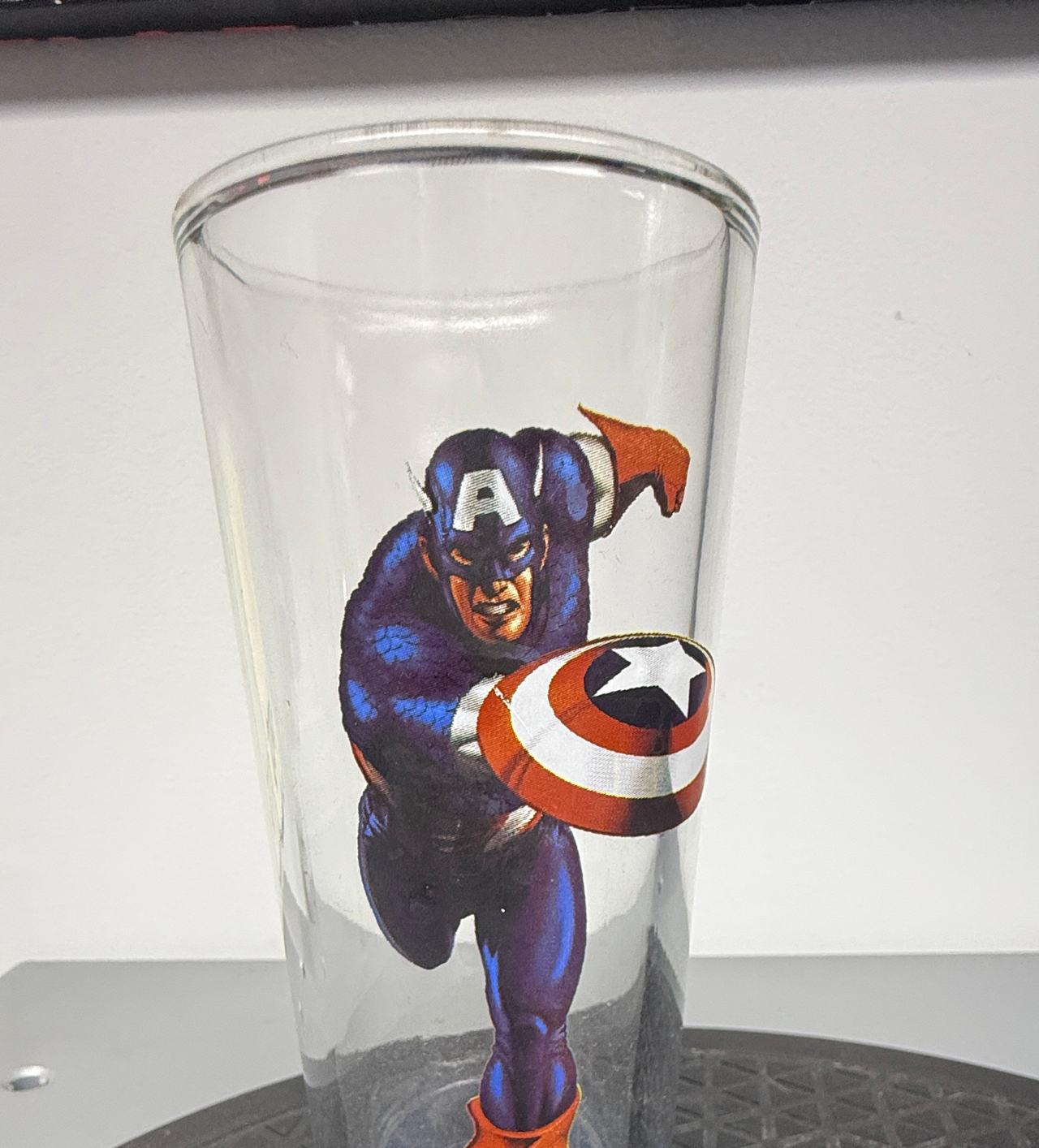 Marvel Captain America Pint Glass