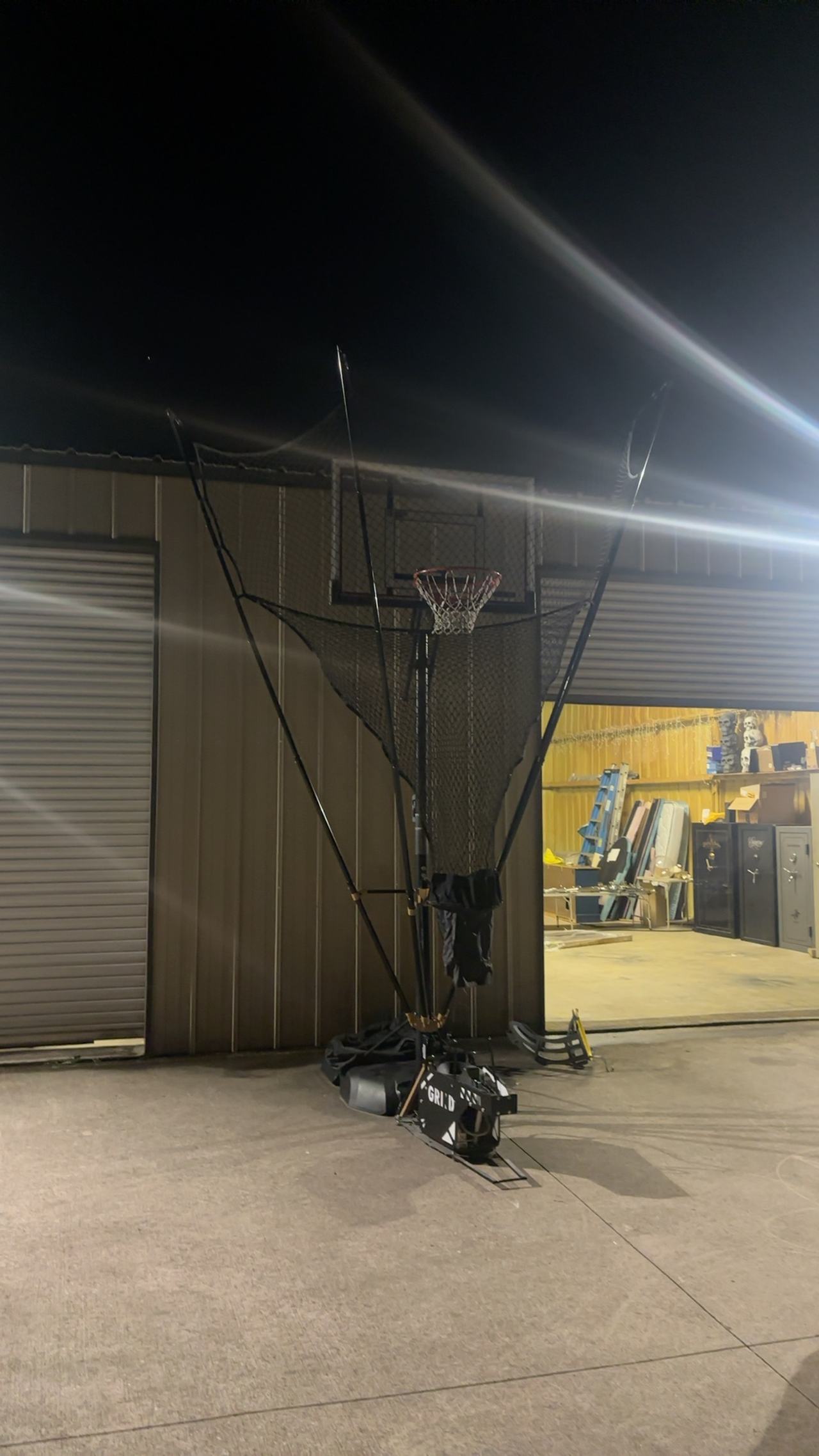 GRIND Basketball Shooting Machine