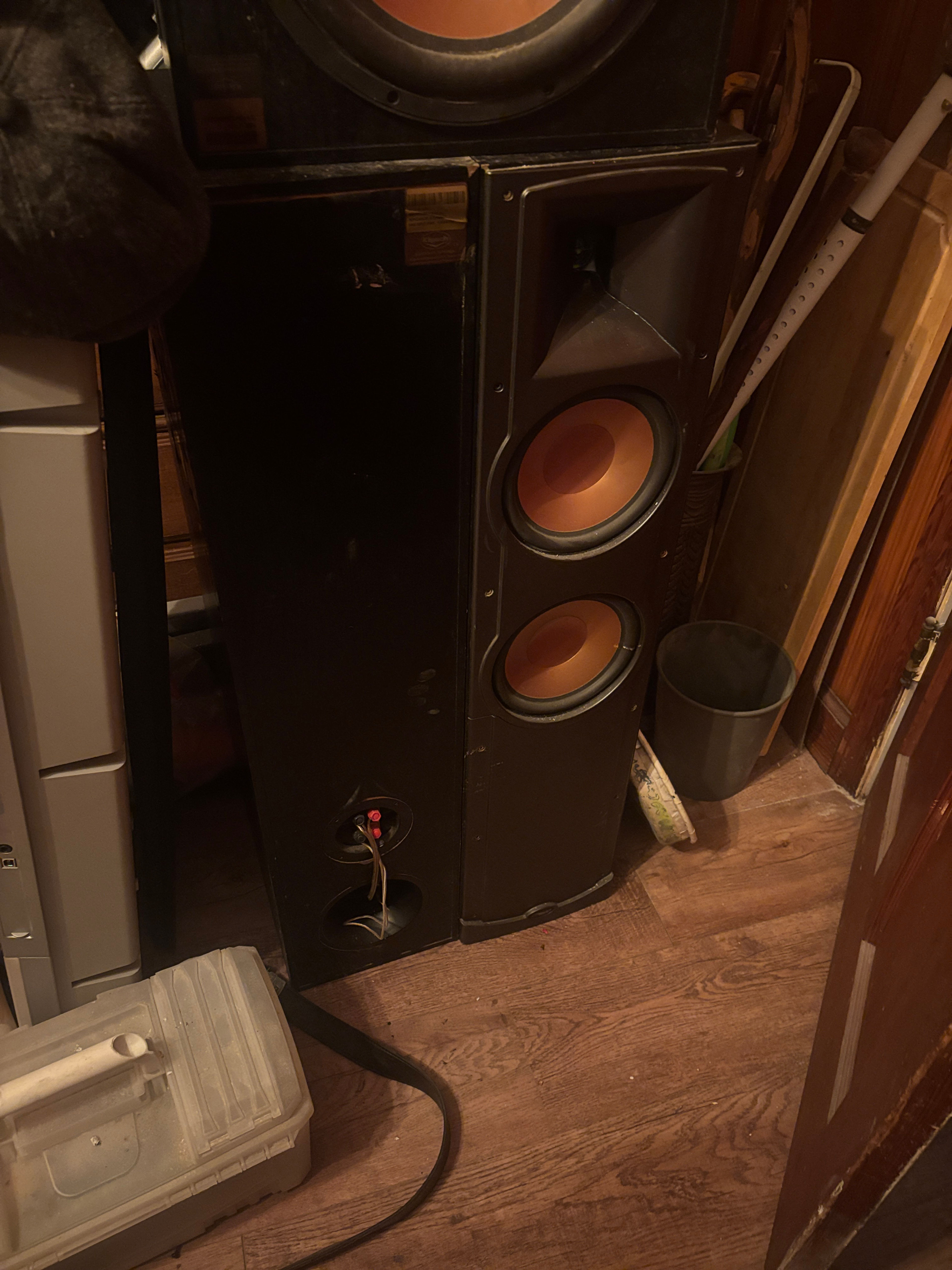 Klipsch RF-35 Floorstanding Speakers 210 each