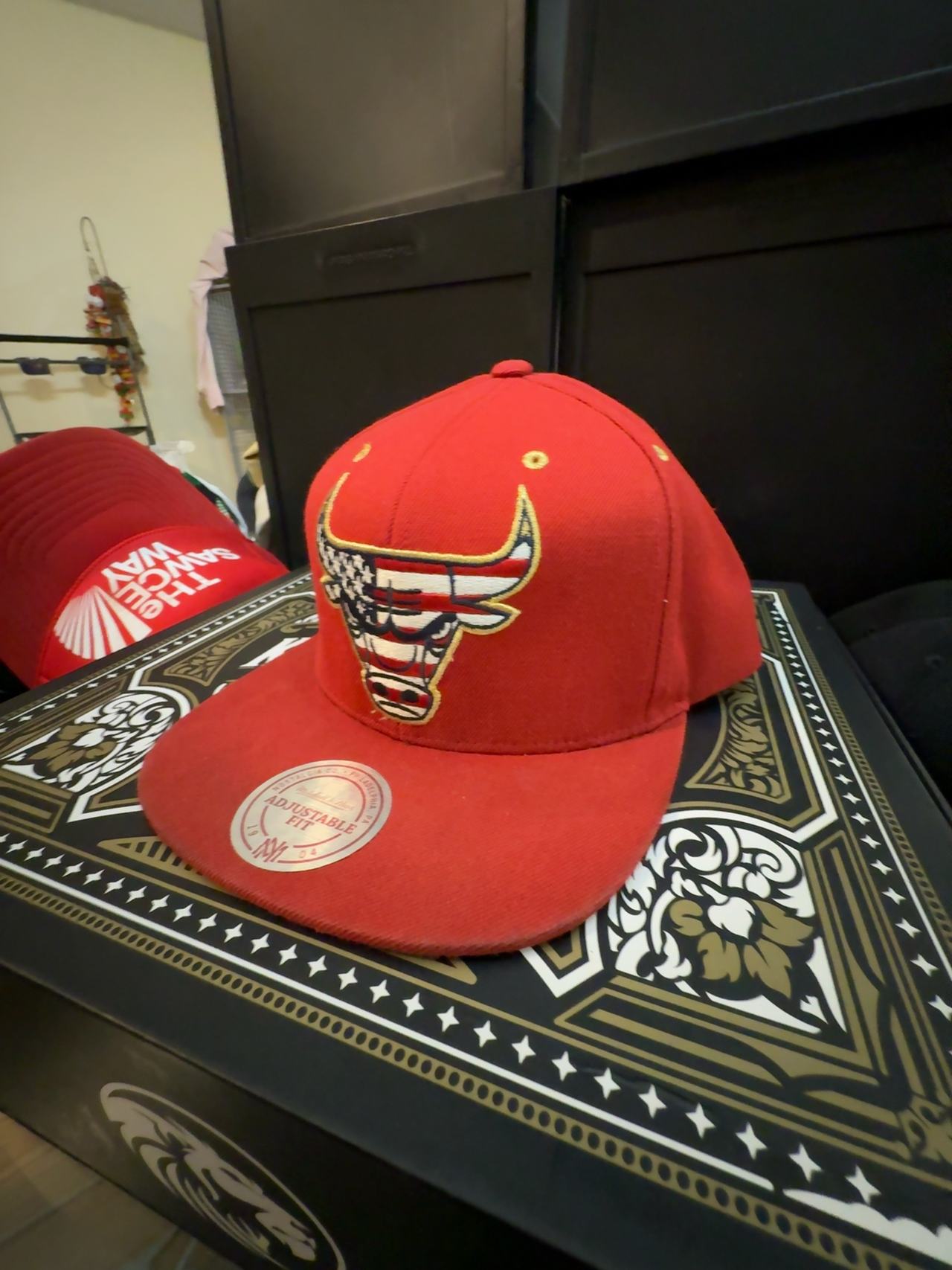 Mitchell & Ness Chicago Bulls NBA Red Snapback Hat