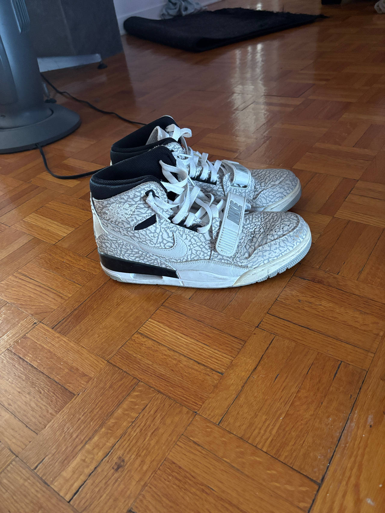 Nike Air Jordan Legacy 312