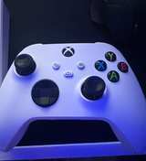 Xbox Series S - Image 4