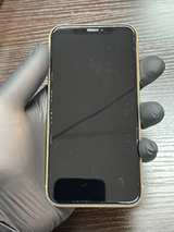 Apple iPhone XR 64GB Yellow unlocked 76% battery health - Image 5