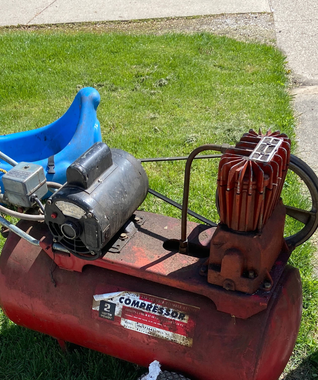 Sears Craftsman 2 HP 20 Gallon Air Compressor