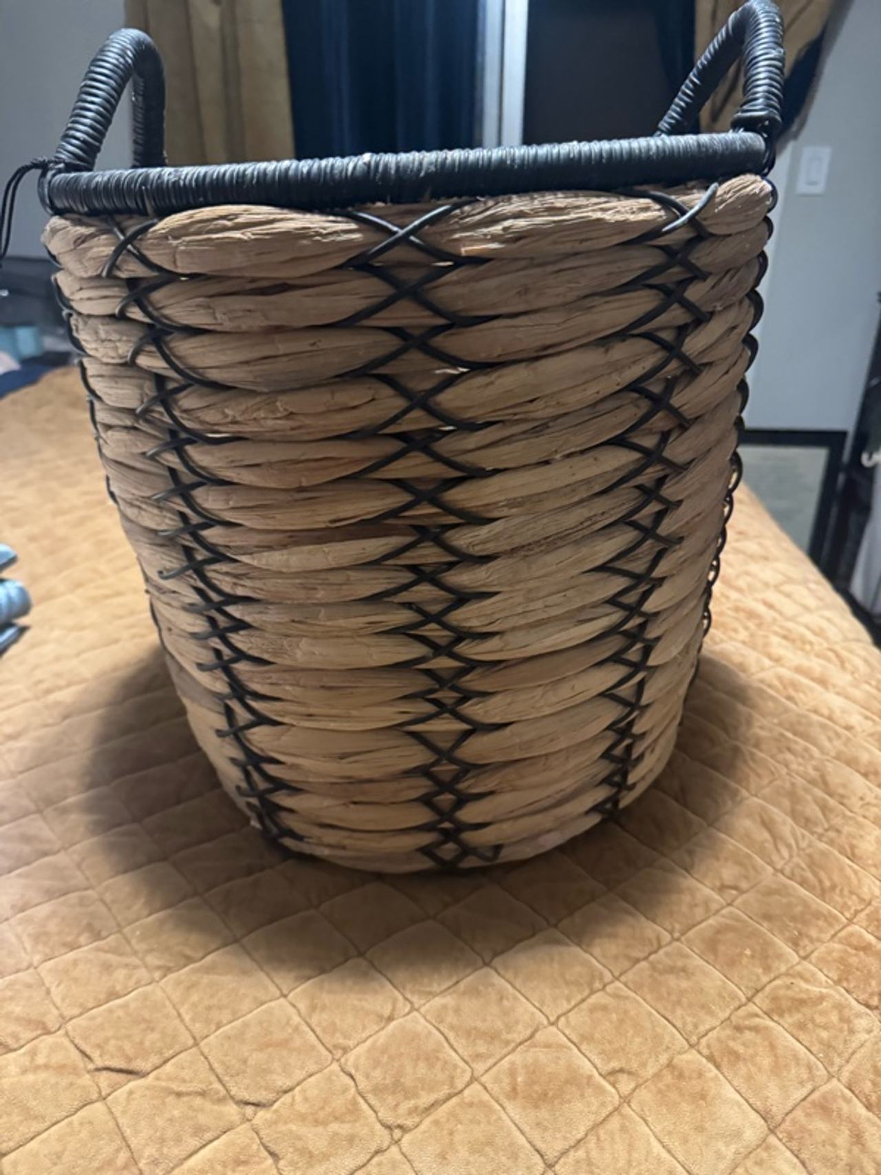 Better Homes & Gardens 12" Water Hyacinth Basket Planter