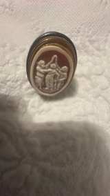 Vintage Classical Scene Cameo Ring - Image 4