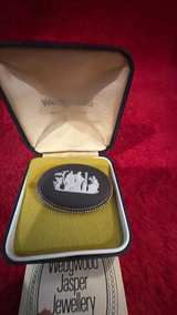 Wedgwood Black Jasperware Silver Brooch - Image 3
