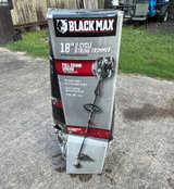 Black Max 18" 2-Cycle Straight Shaft String Trimmer - Image 1