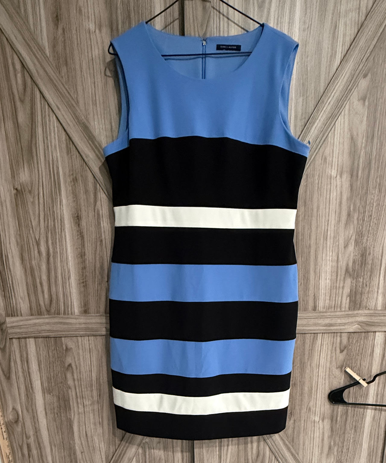 Tommy Hilfiger Sleeveless Colorblock Striped Sheath Dress 10/12?