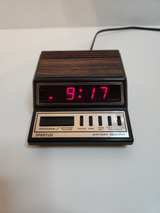Spartus Battery Reserve Digital Alarm Clock - Image 3