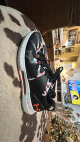 Under Armour Women's HOVR Rise Black size 9 - Image 5
