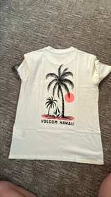 Volcom Pineapple Party Tee new with tags S - Image 3
