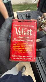 Velvet Pipe & Cigarette Tobacco Tin - Image 3