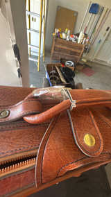 World Traveler Brown Vintage Suitcase - Image 2