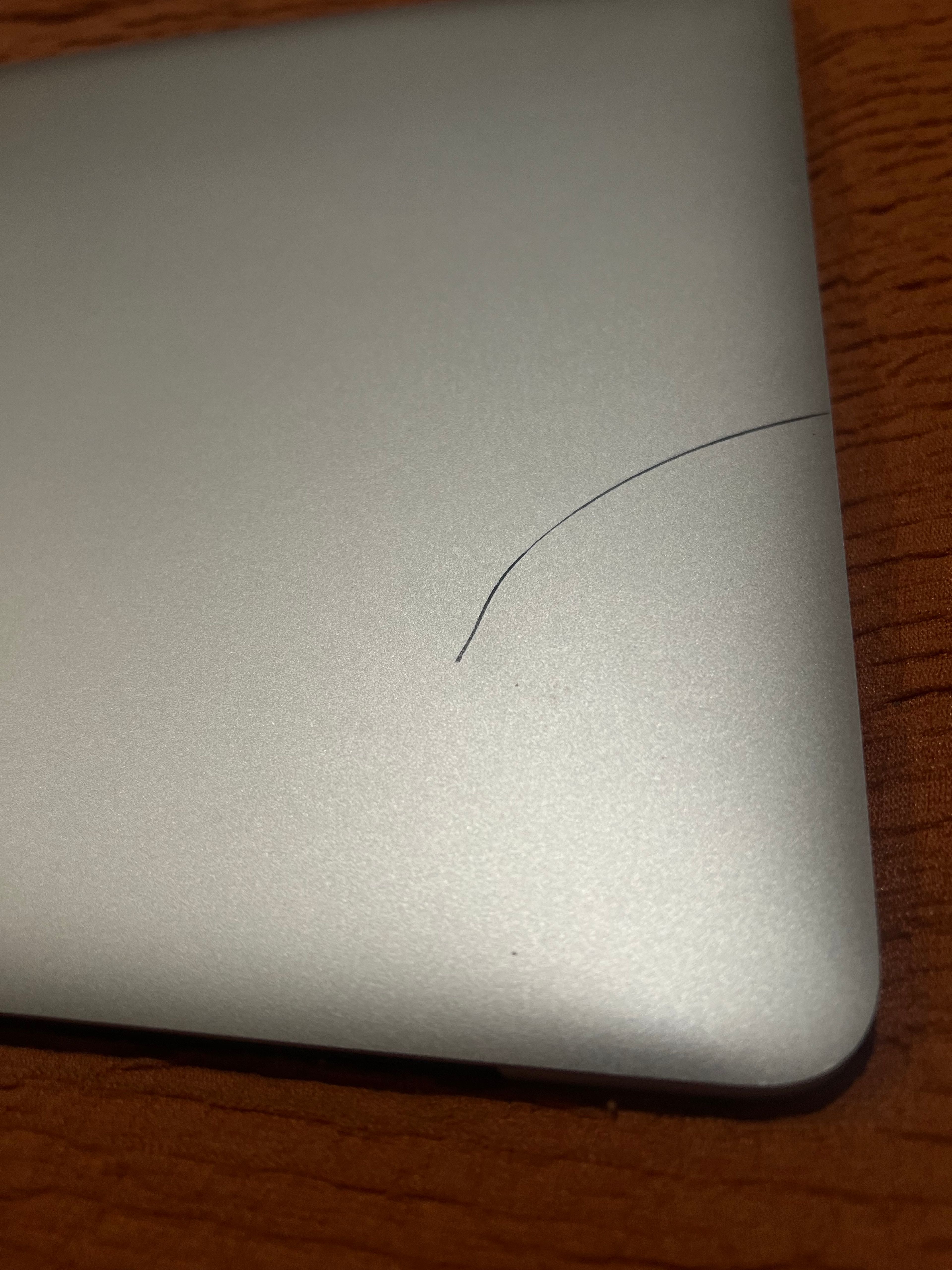 Apple MacBook Pro 15.4-inch (Silver) i7 - Image 3