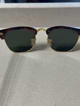 Ray-Ban Clubmaster Classic RB3016 - Image 3